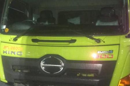pengiriman akurat, layanan logistik, distribusi nasional
